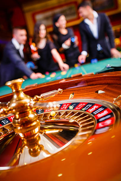 Baccarat betting layout and card display on flores99 live table